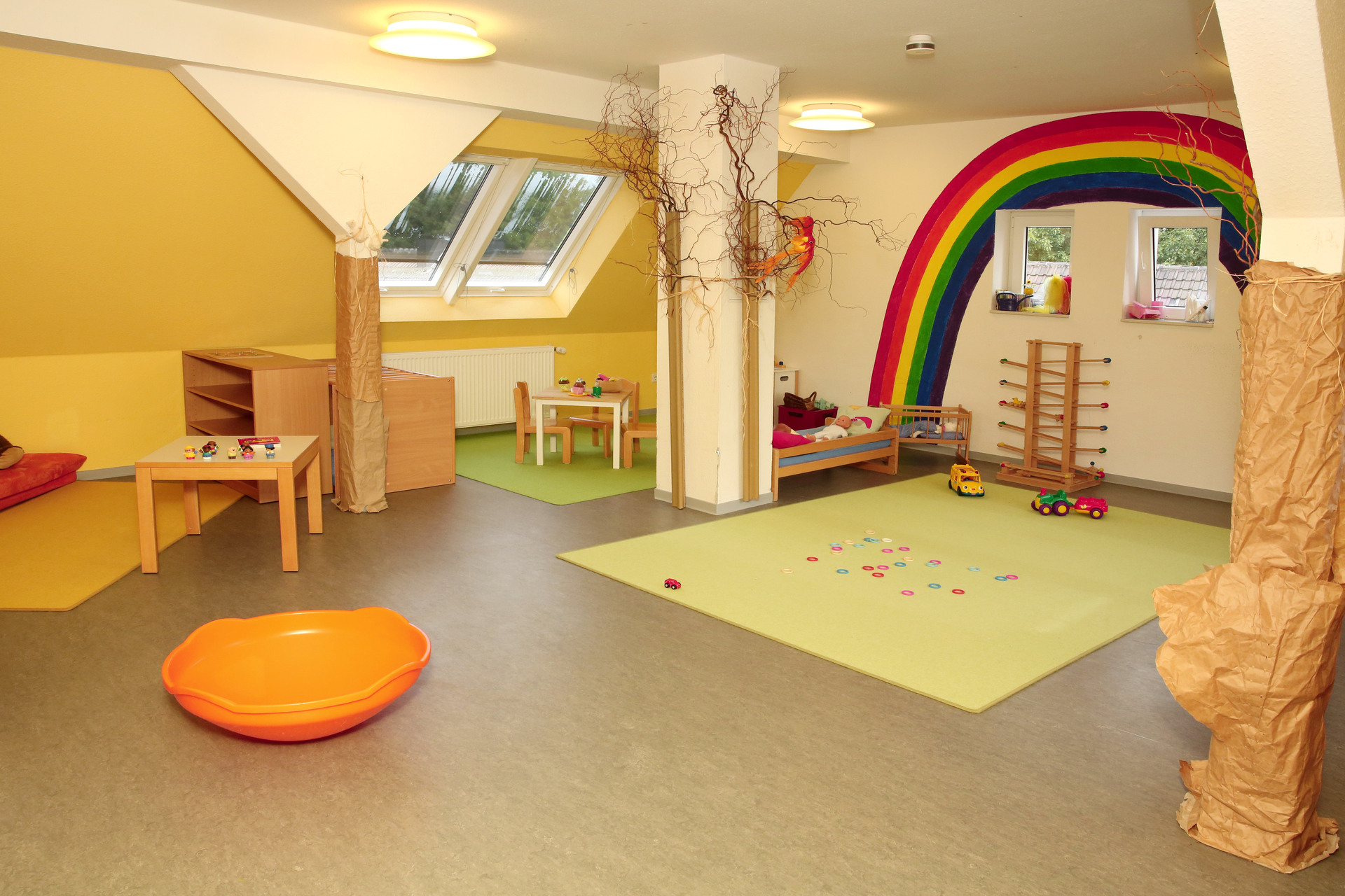 Räume und Spielbereiche - Unsere KiTa - Kath. KiTa und Familienzentrum St. Christkönig Bielefeld